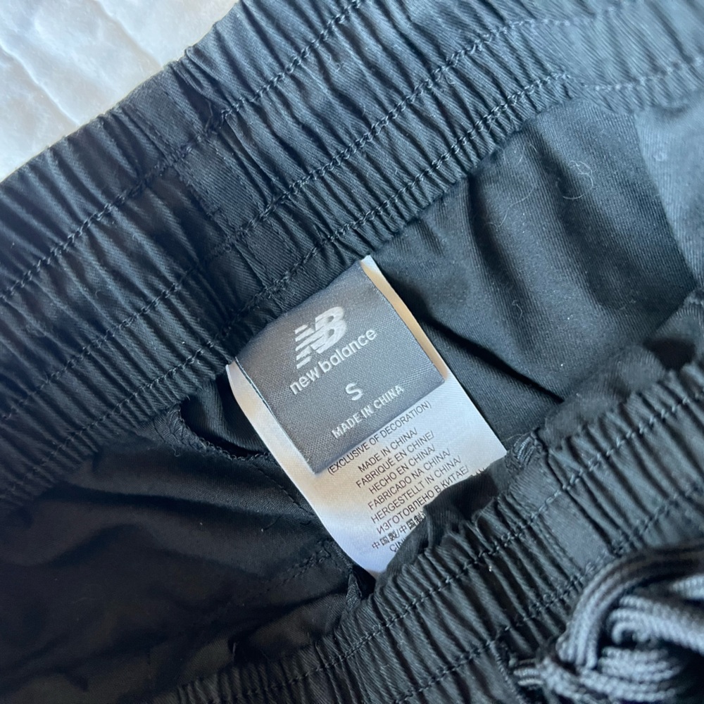 New Balance Black Athletic pants men’s Small - Picture 3 of 3
